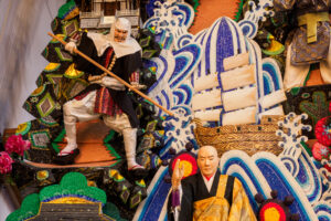 博多祇園山笠・博多駅商店連合会の飾り山笠の写真