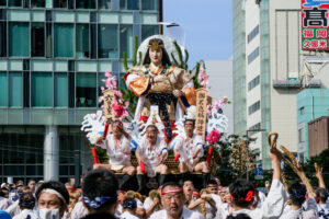 博多祇園山笠・集団山見せ 西流の写真